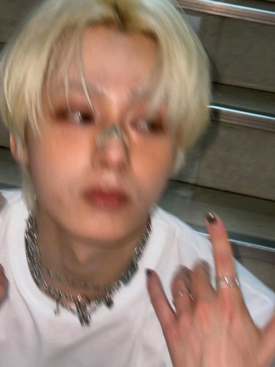 @୨ৎHwanwoong୨ৎ⁷⁵