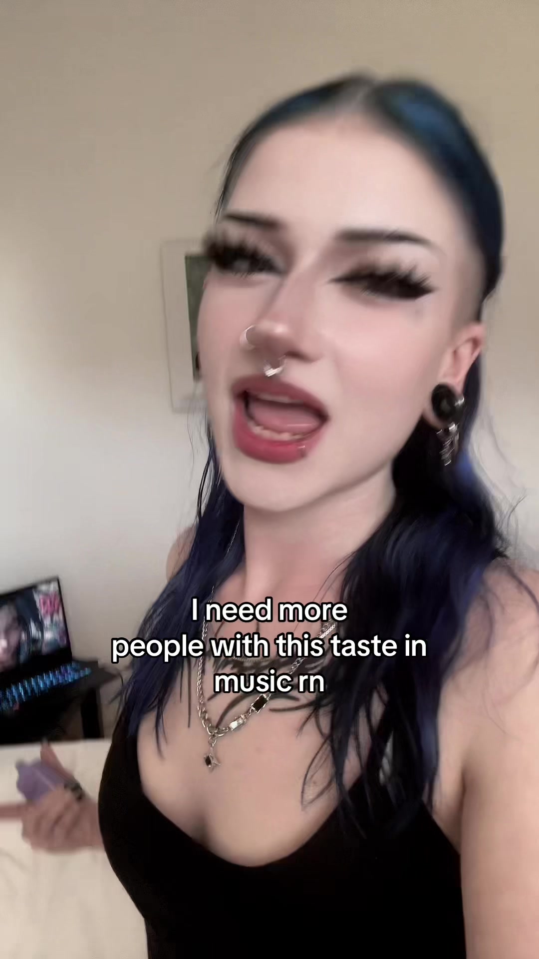 @.˳·✶ ♱⃓𝖊𝖒𝖒𝖎♱⃓✶·˳.
