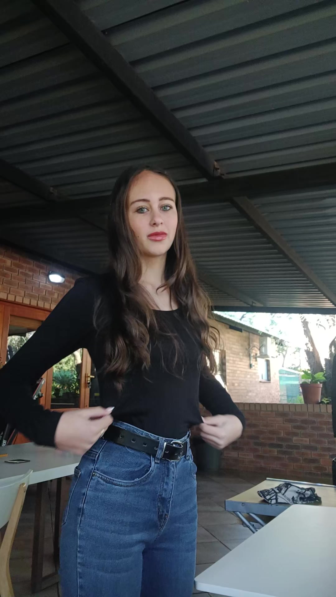 @your_fav_brunette