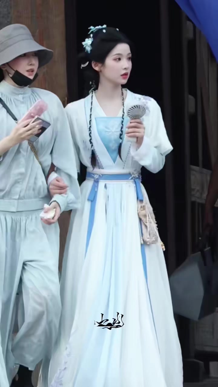 @Zhangmiaoyi💦