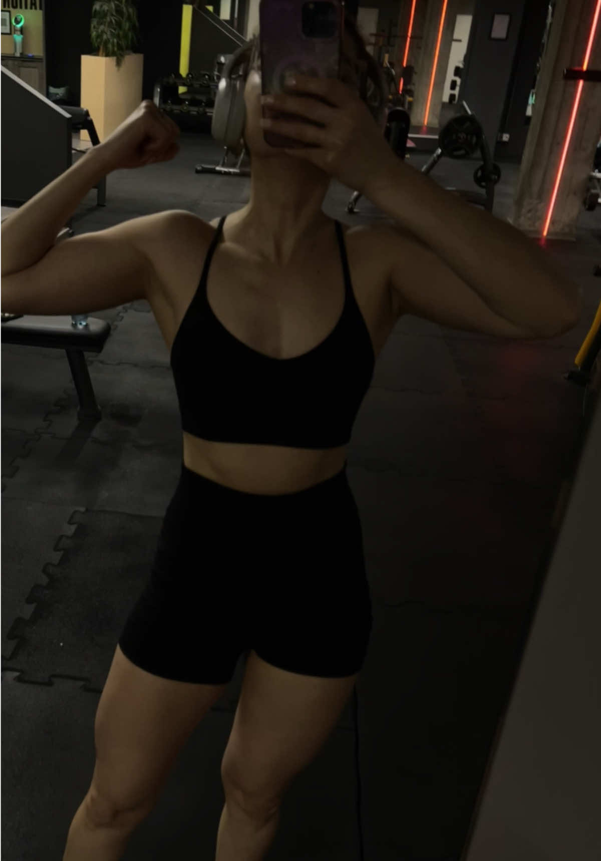 @LolaCadavid🍒