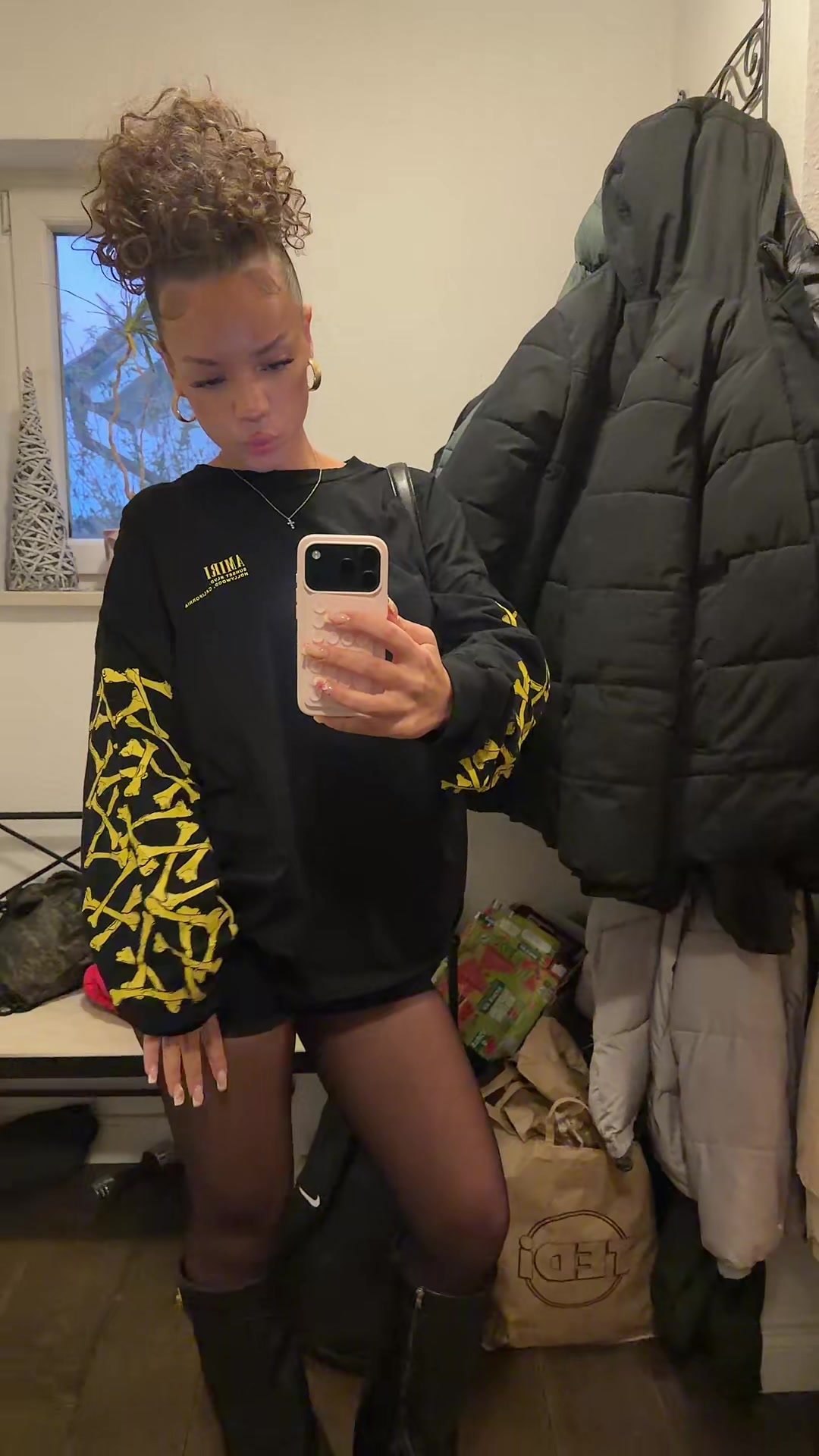 @Dana