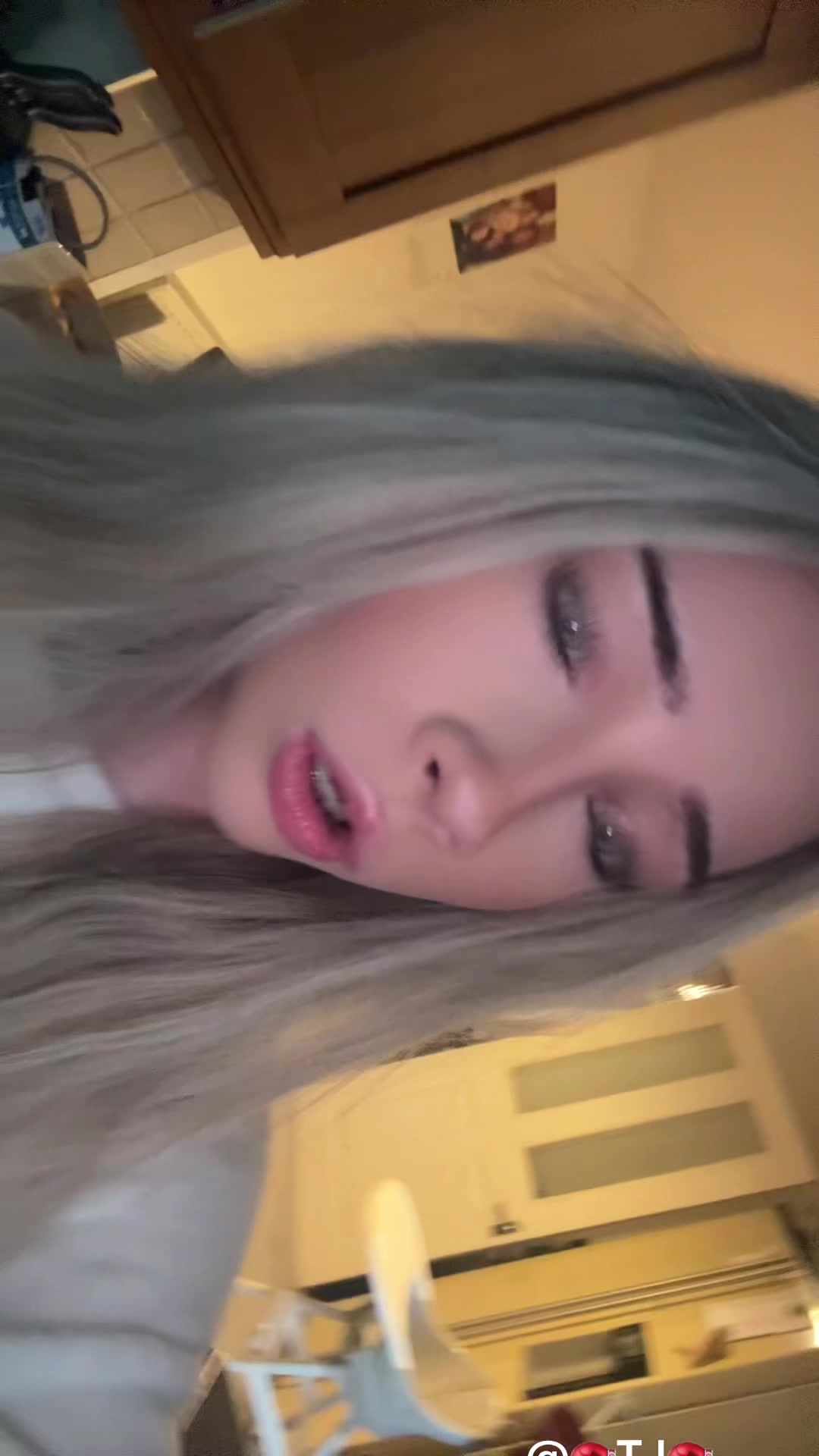 @char224.x