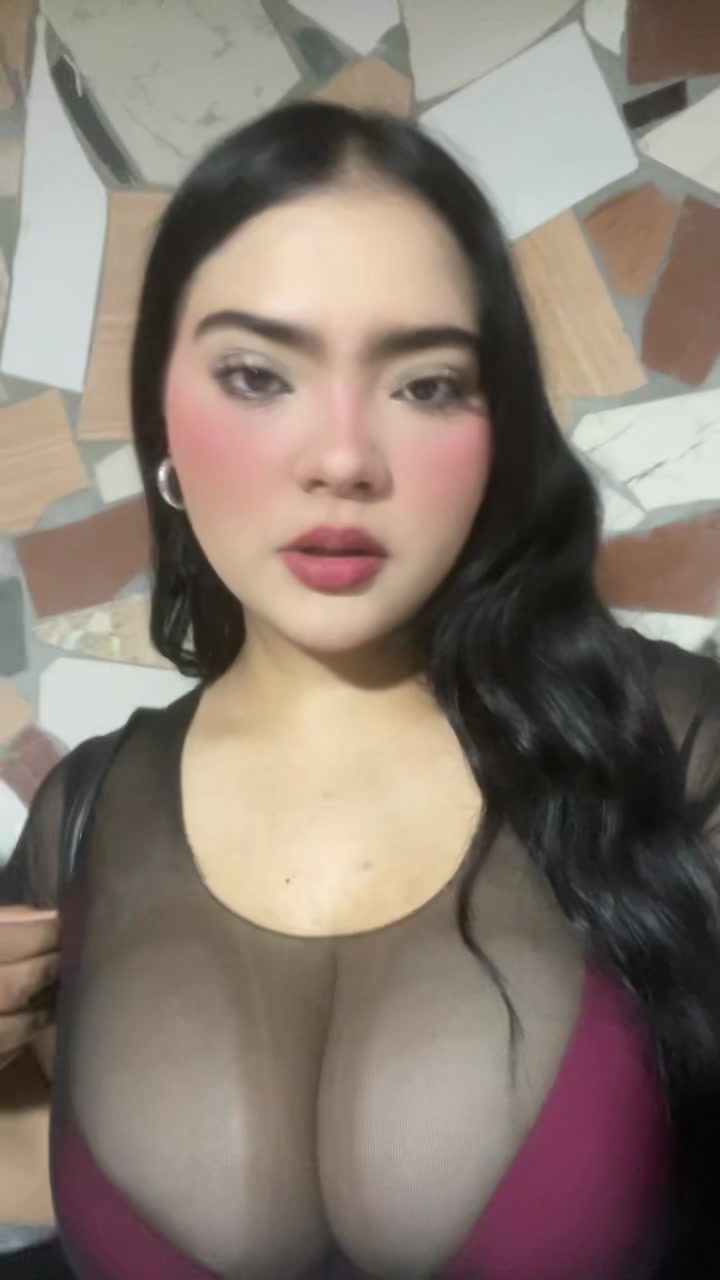 @L E I S S A Y