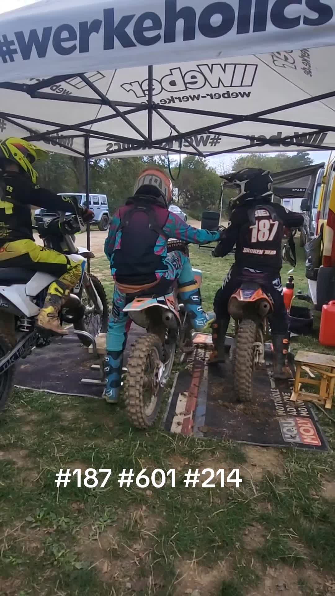 @Yamaha/KTM-Lui's proud Mum🤟