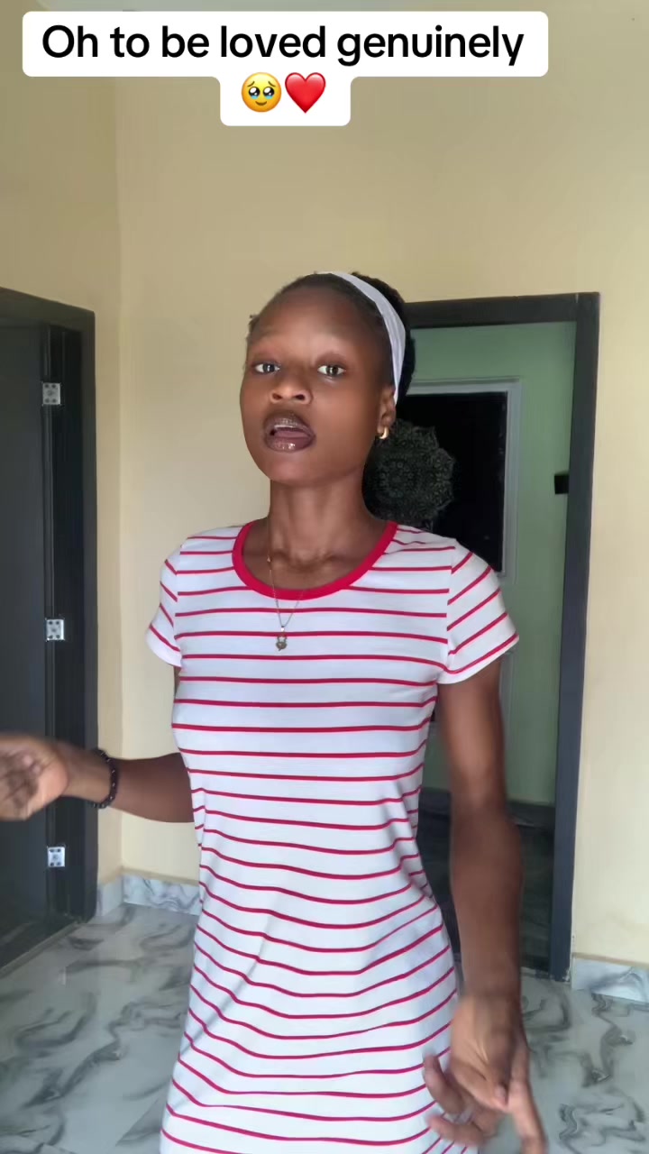 @Estherdontireforlowviews🤧🤲