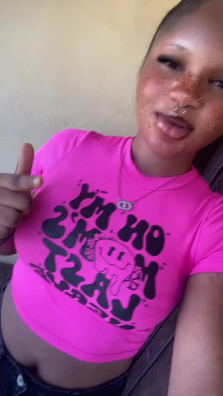 @justgoldern
