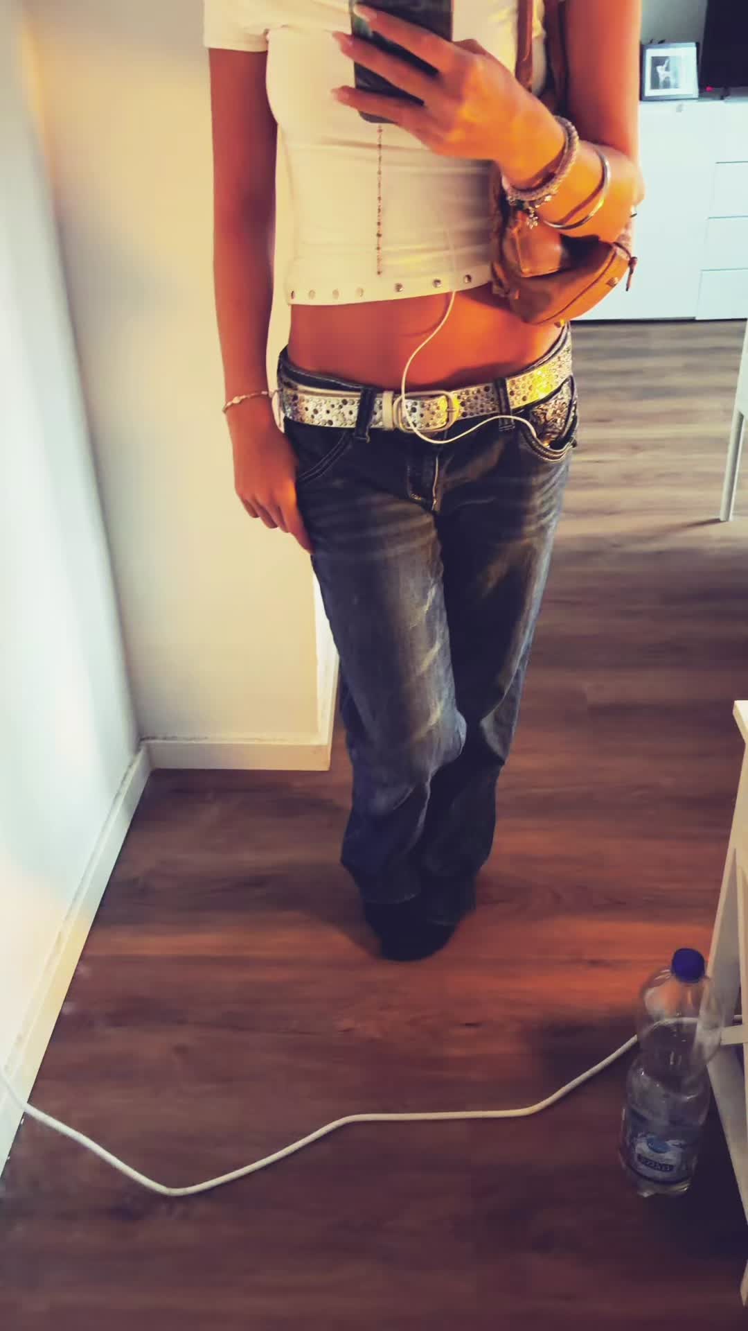@_llisamariee