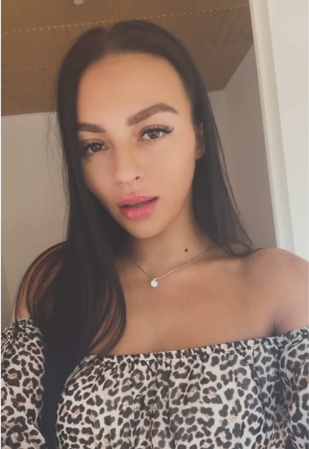 @𝕐u𝕝𝕚𝕚𝕒🖤