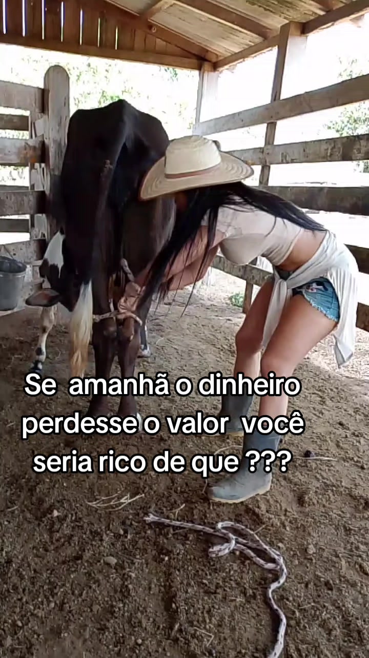 @Clau rodrigues