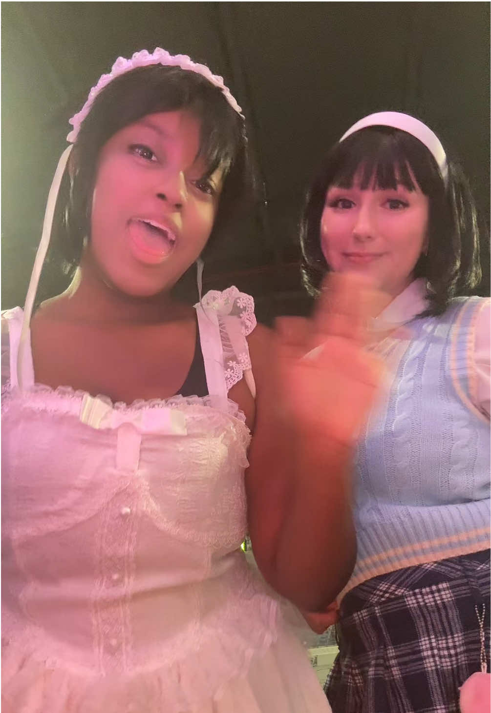 @❤︎﹒﹒ 𖥻  chika