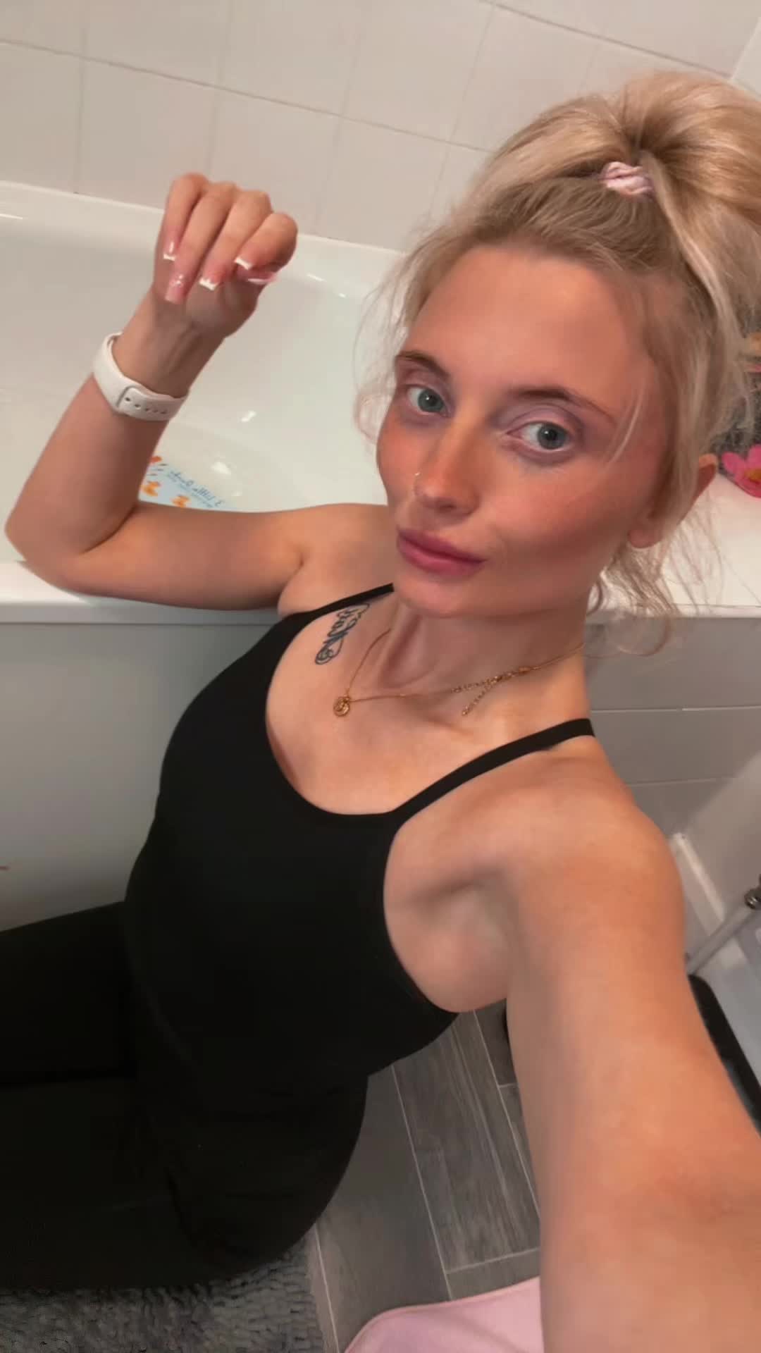 @🩶✨_jordz 💛🥛💜