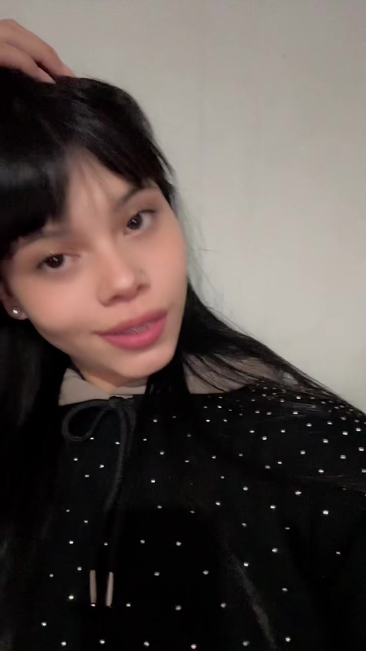 @vaaalll01_
