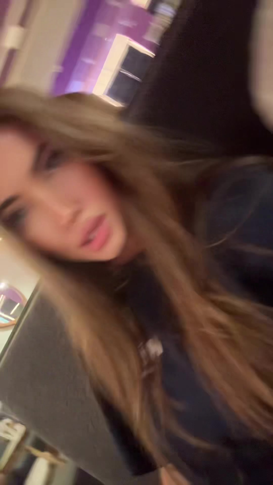 @Ellina