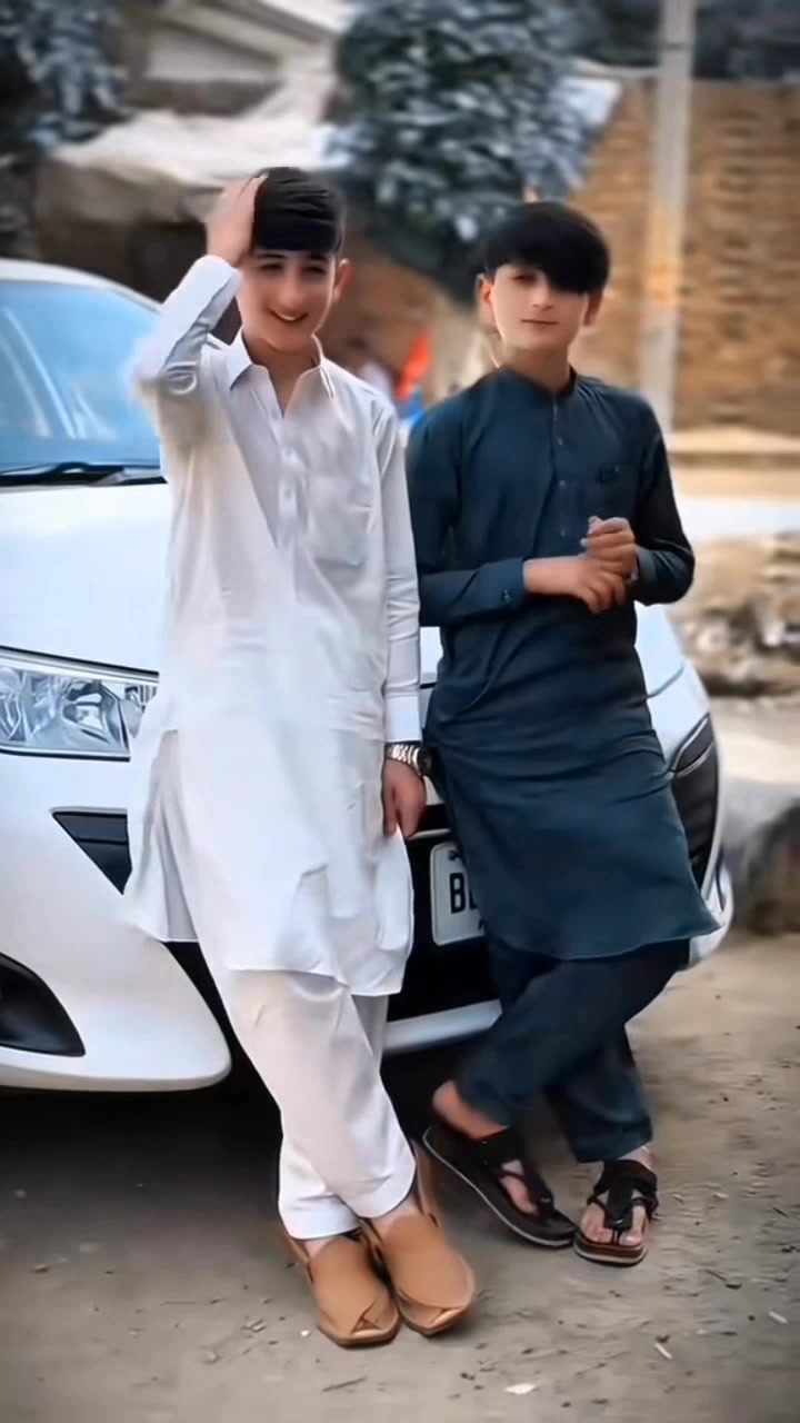 @SHERAZ LIVE