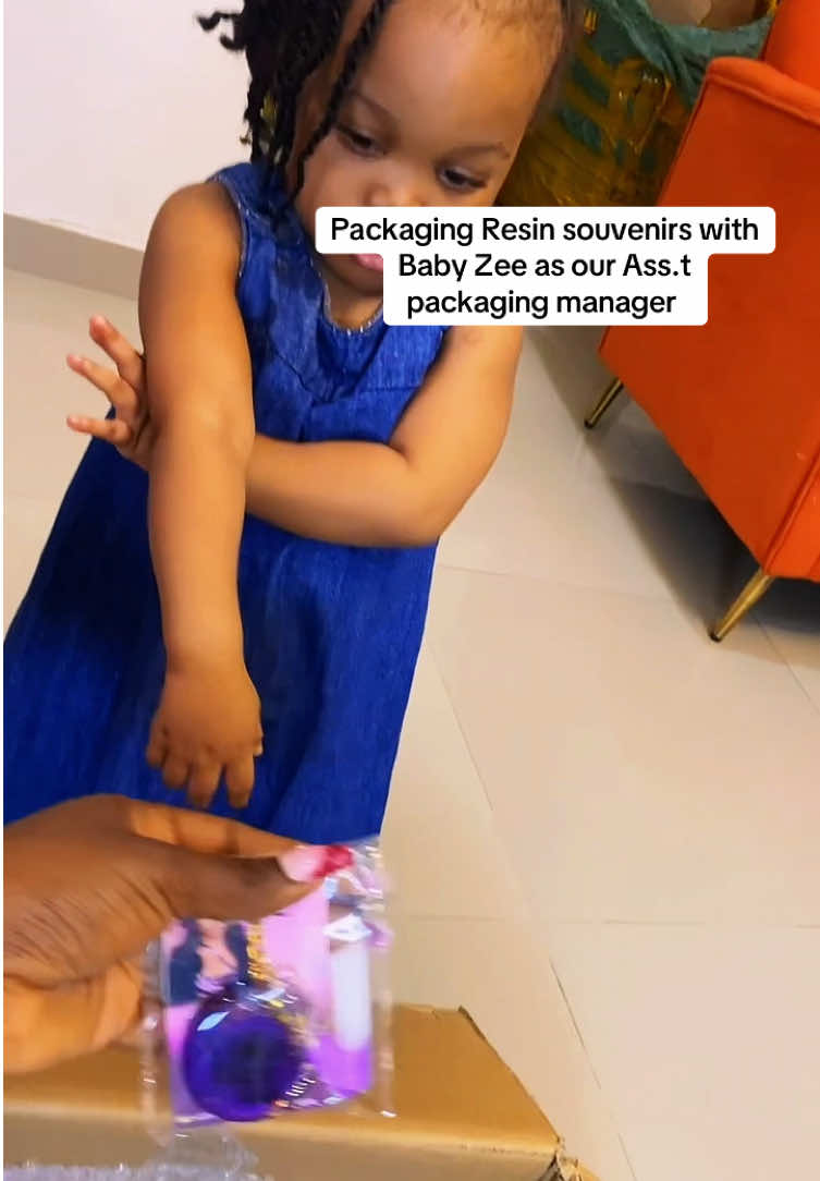 @Resin art in style 🛍️🎁