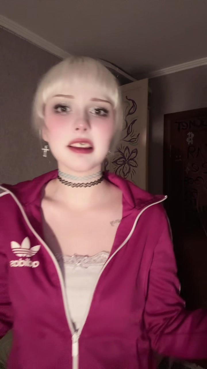 @эллчка мивчи🐰