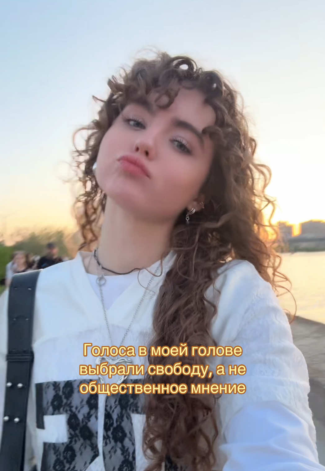 @Бб