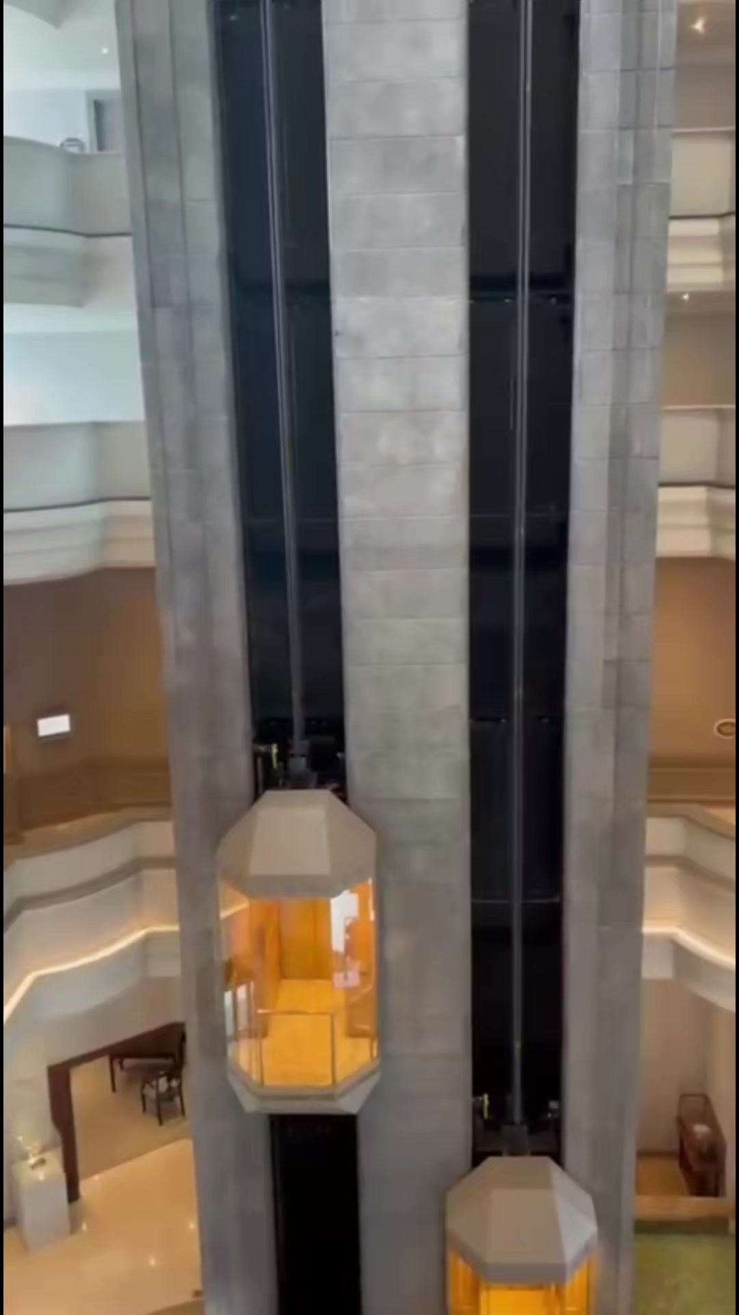 @💋S H A B M U A💋