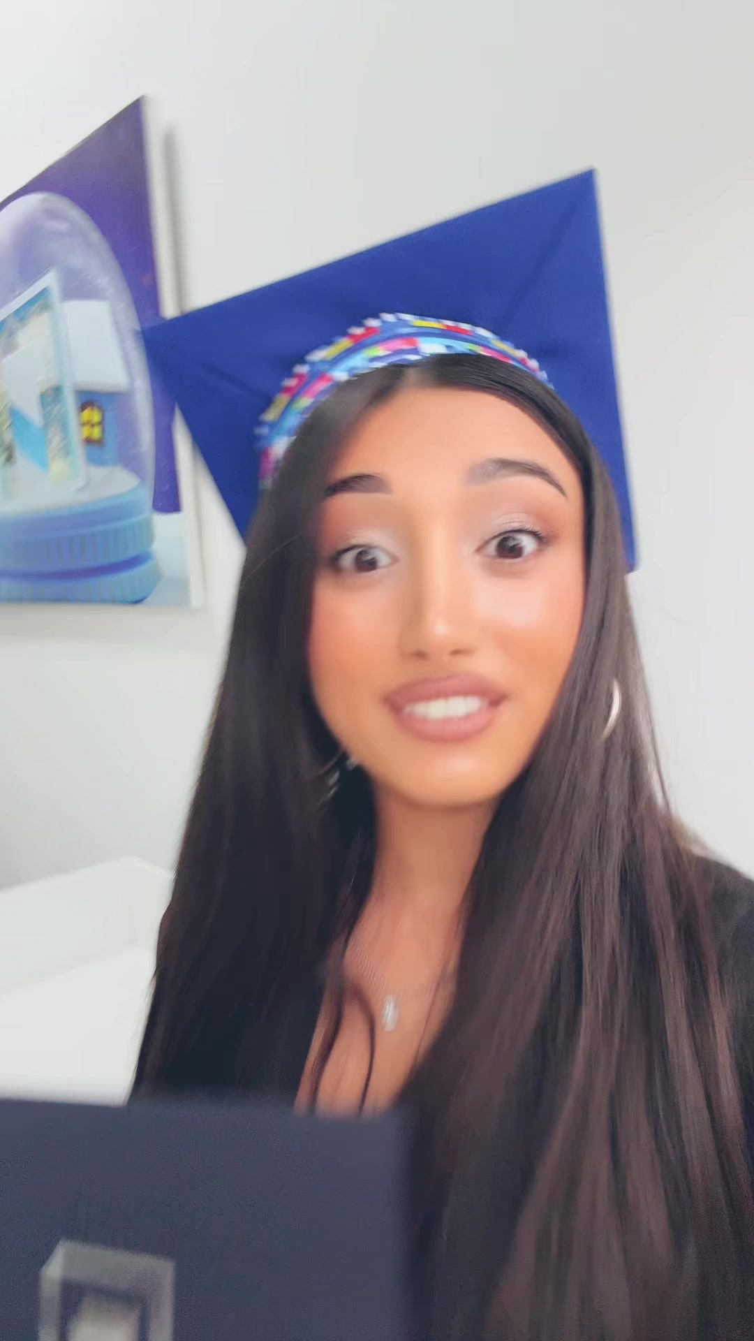 @𝐀𝐧𝐢.𝐉𝐨𝐮𝐫𝐧𝐚𝐥𝐢𝐬𝐭