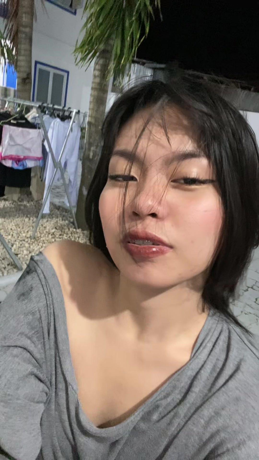 @777
