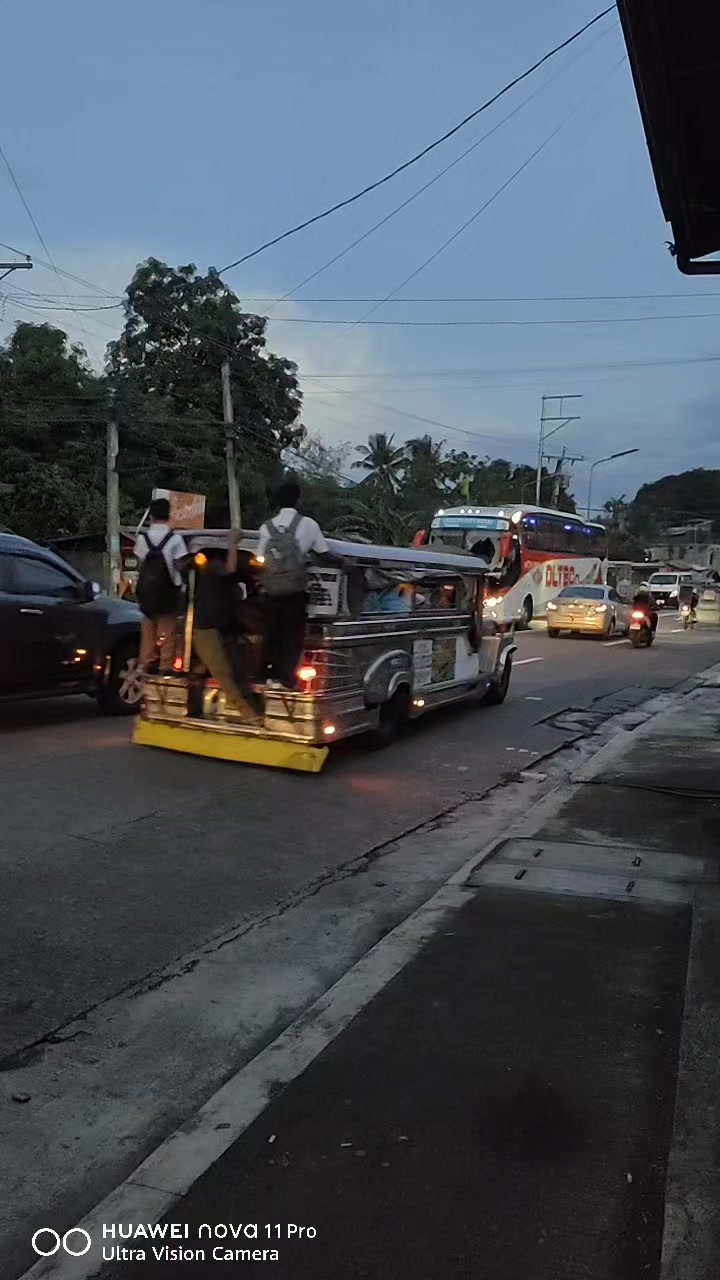 @LloYdeE BusSpoTter🇵🇭