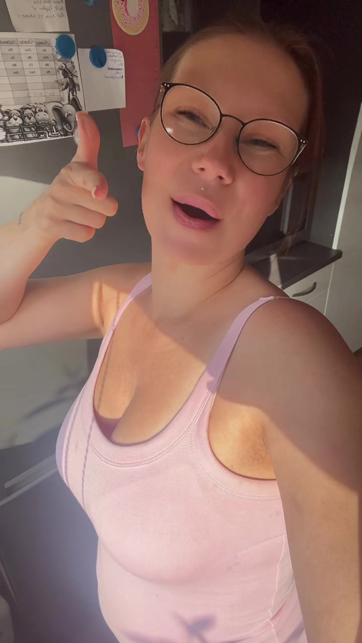 @H0n3y