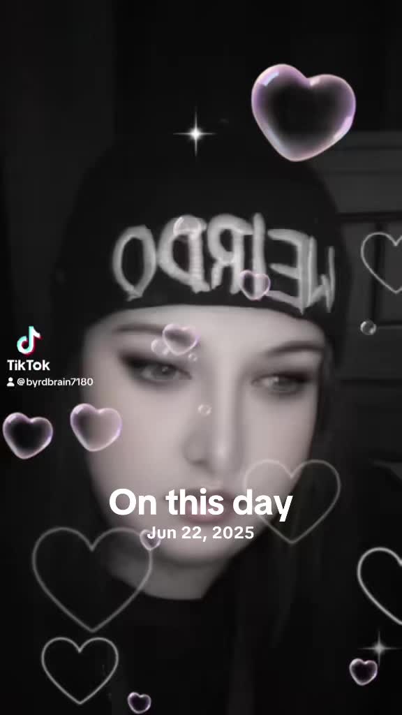 @🫙😈Q&upsilon;ҽҽɳ🦄Uɳ&iota;ƈ&sigma;ɾɳ🦄Bƚƈԋ😈🫙