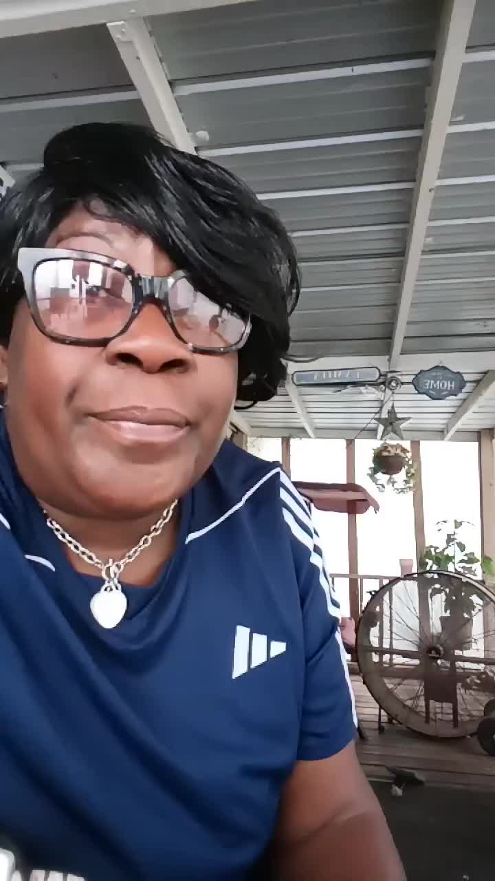 @auntee_carol4life