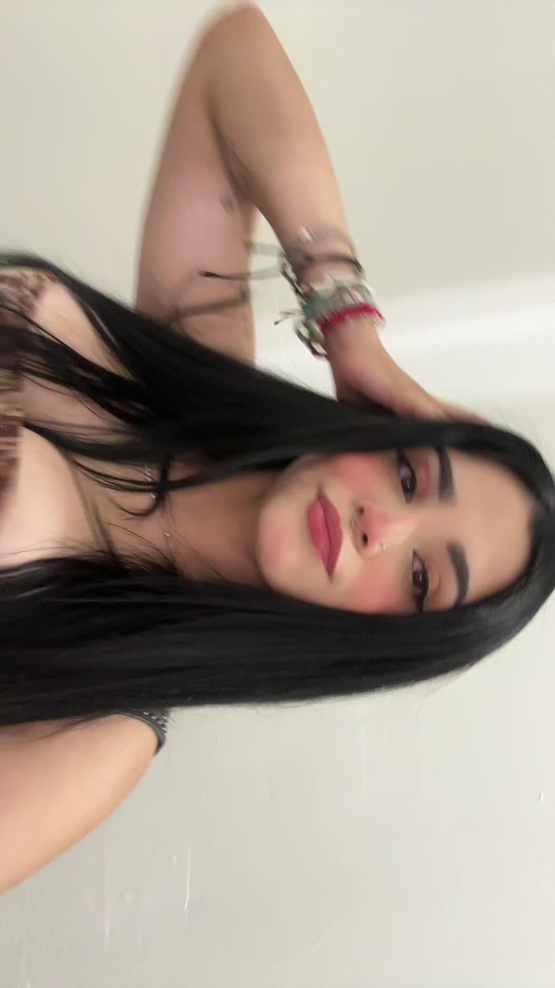 @cami.nandoymiando