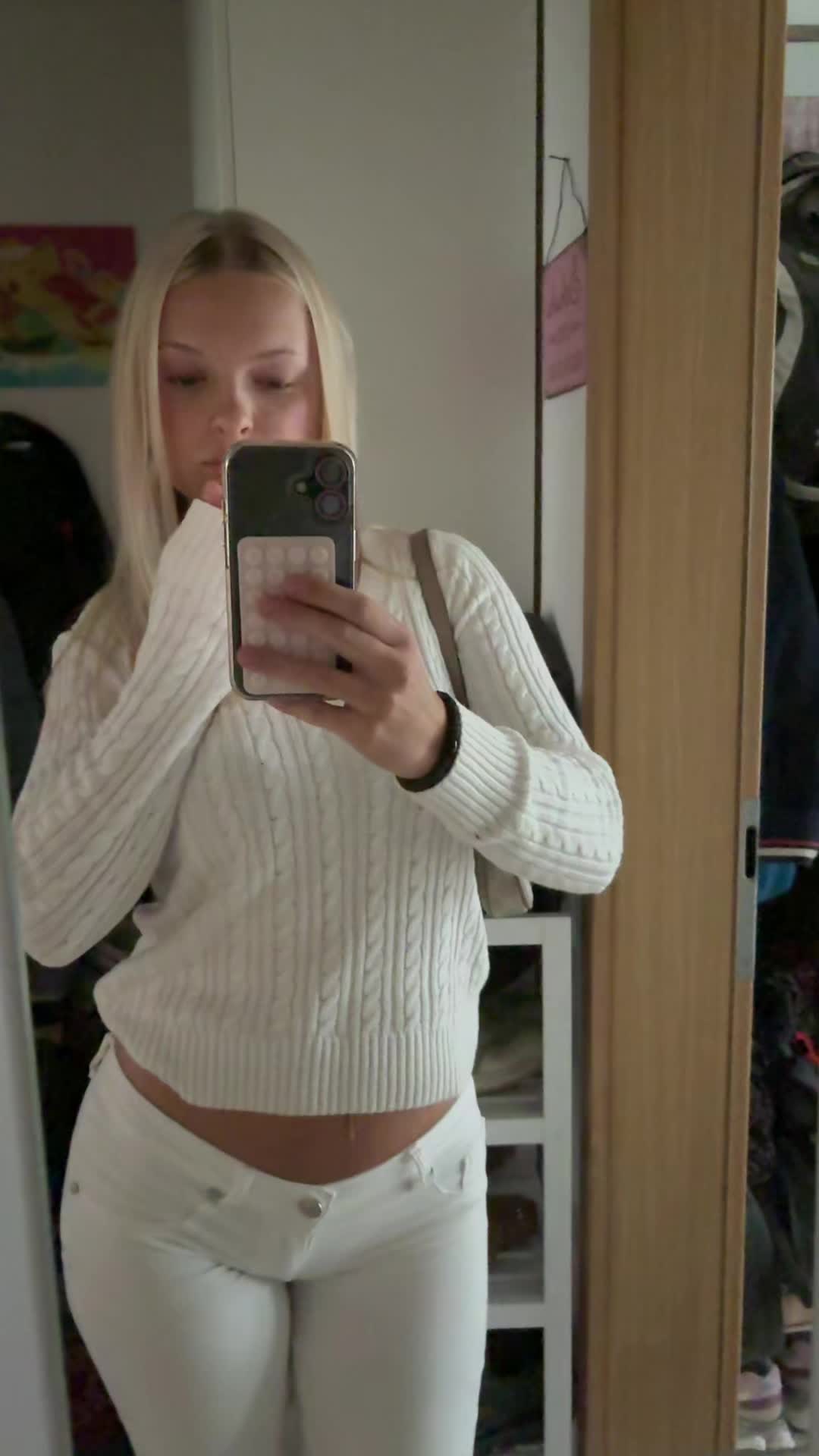 @👸🏼