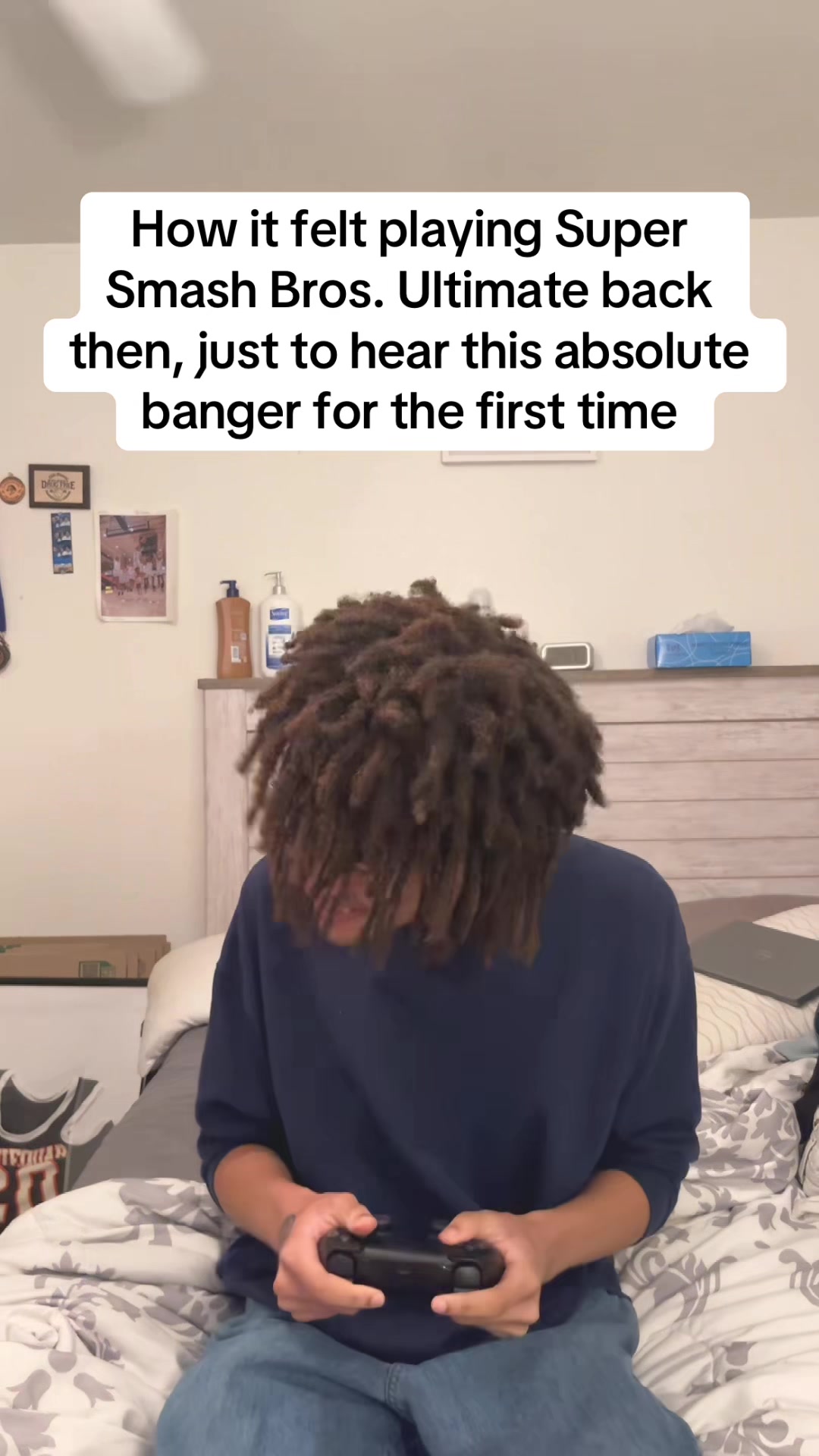 @ITZZ$kovie