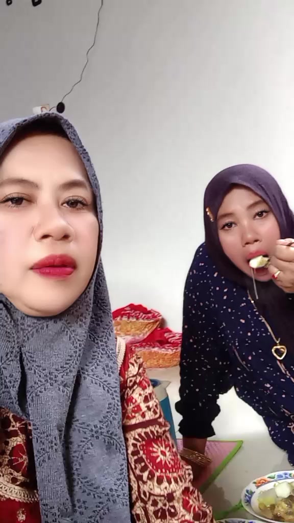 @kamilaputri139