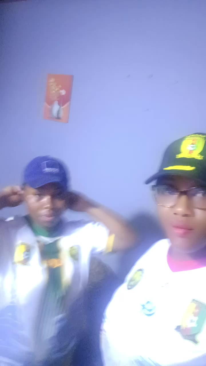 @Djeny Mbiya🇨🇲🇨🇩