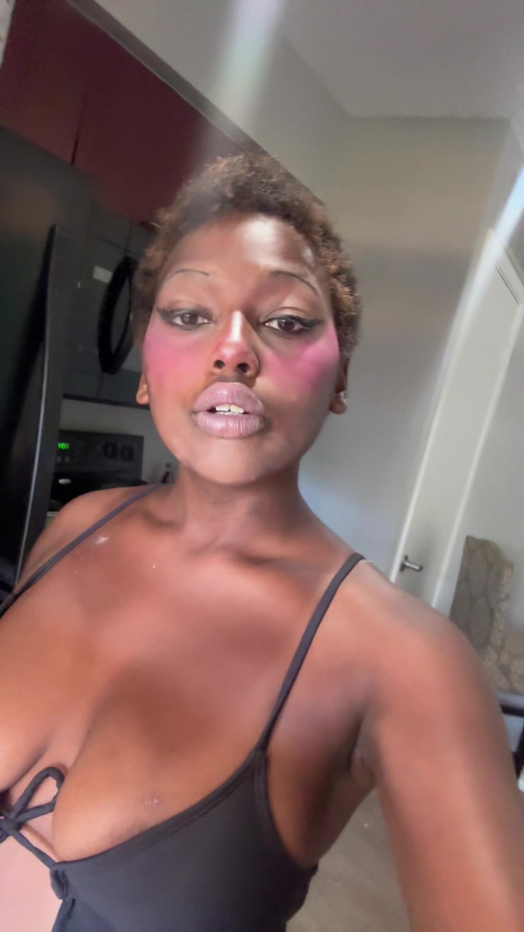 @ʙᴀʟᴅ ʜᴇᴀᴅ ʜᴏ ꜱʜʏᴛ👩🏾🦲