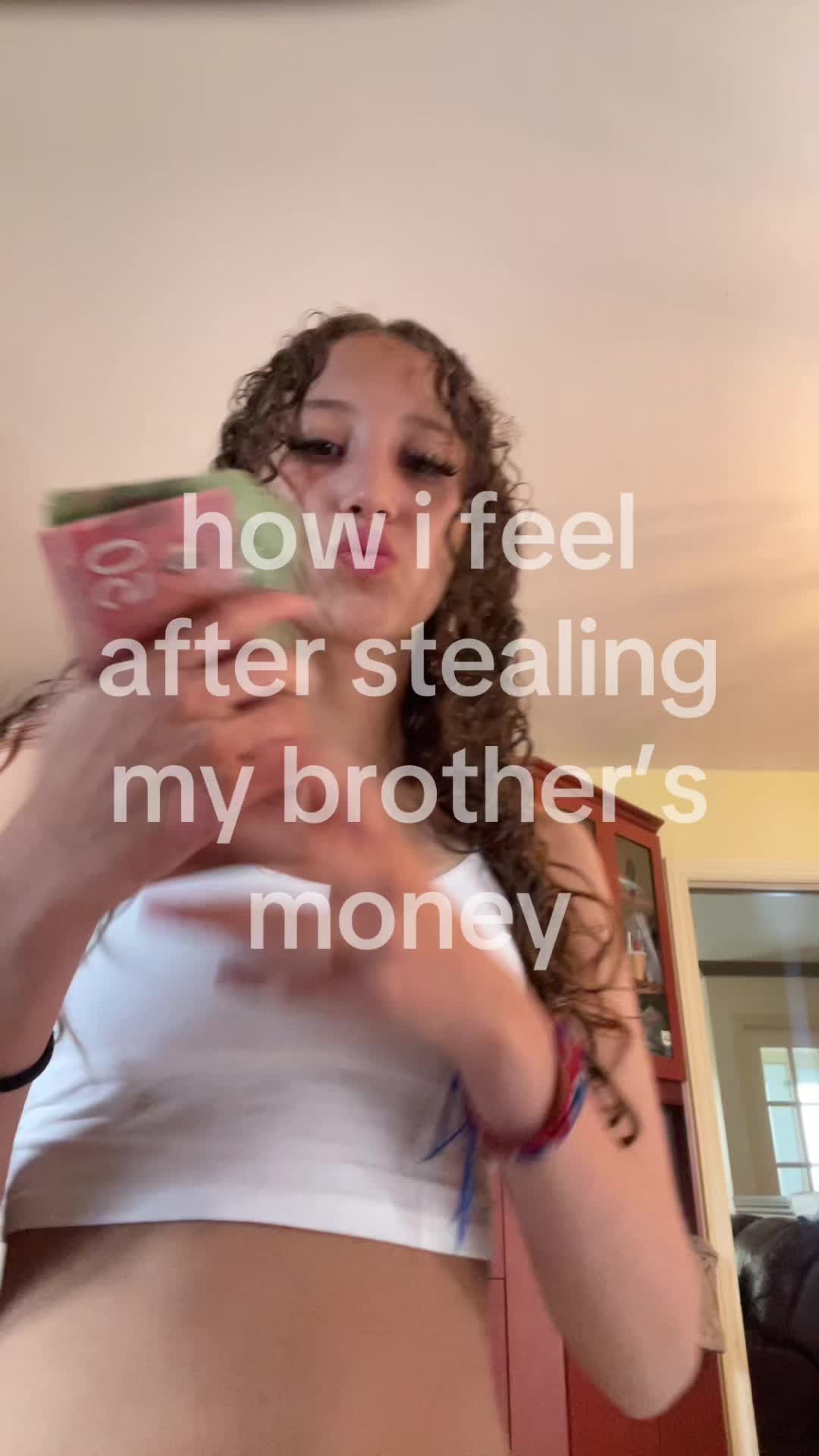 @𝒗𝒊𝒓𝒂𝒔𝒕 🪐