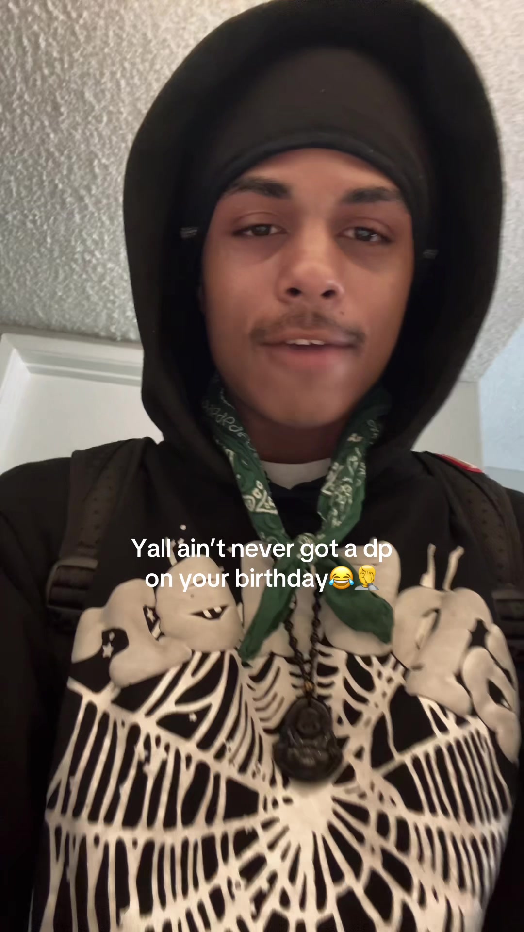 @Jme33zy