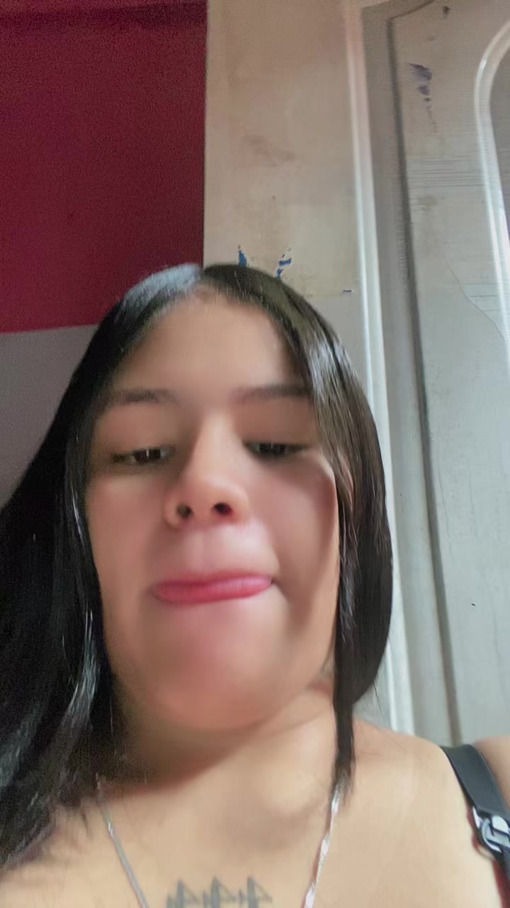 @Chinita 🧁🤍.