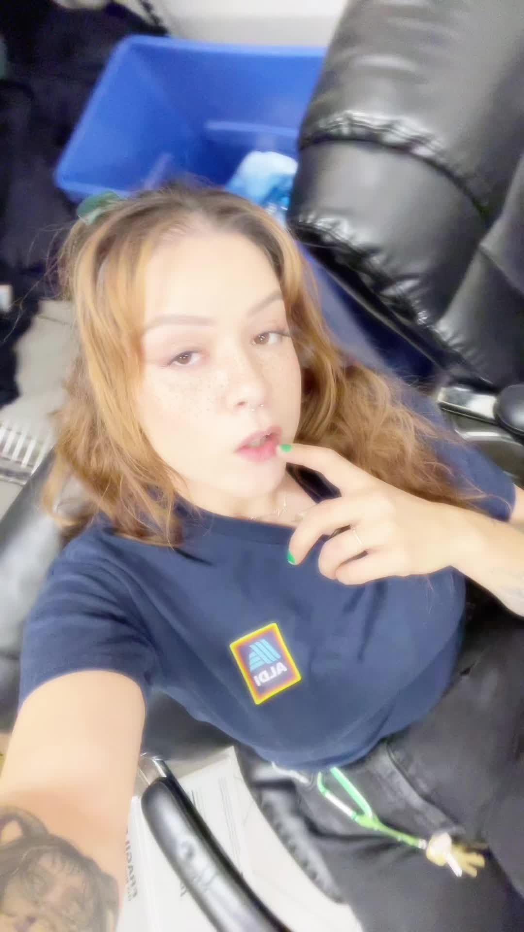 @anessarae