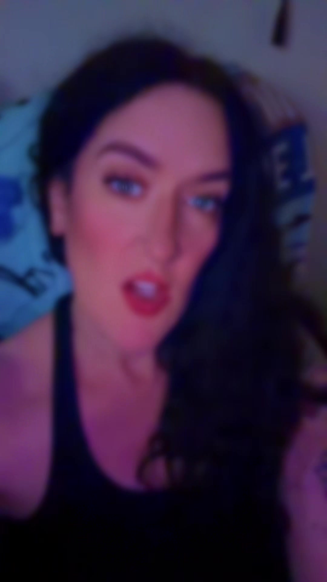 @DancingKaraokeMamacita