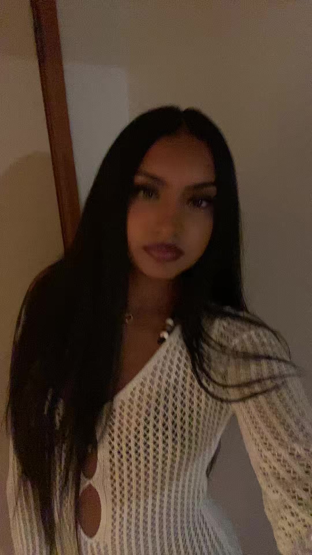 @ELLA-JANE