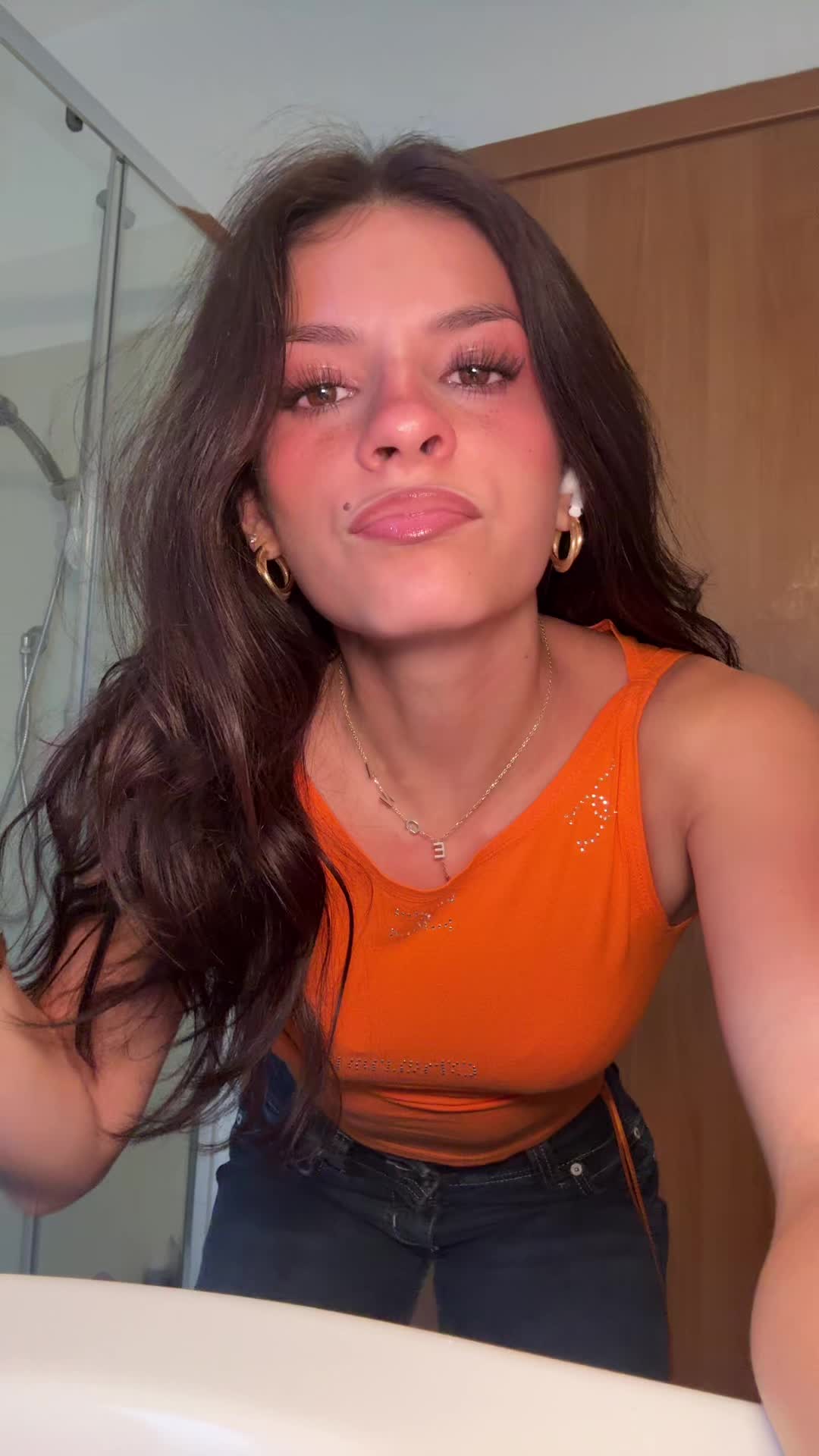 @Angelina