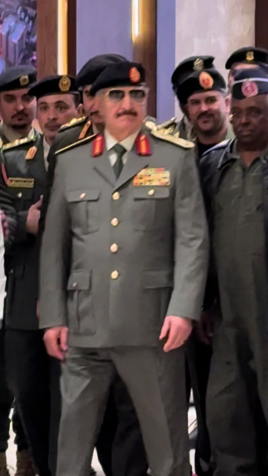 @01 صقر القيادة
