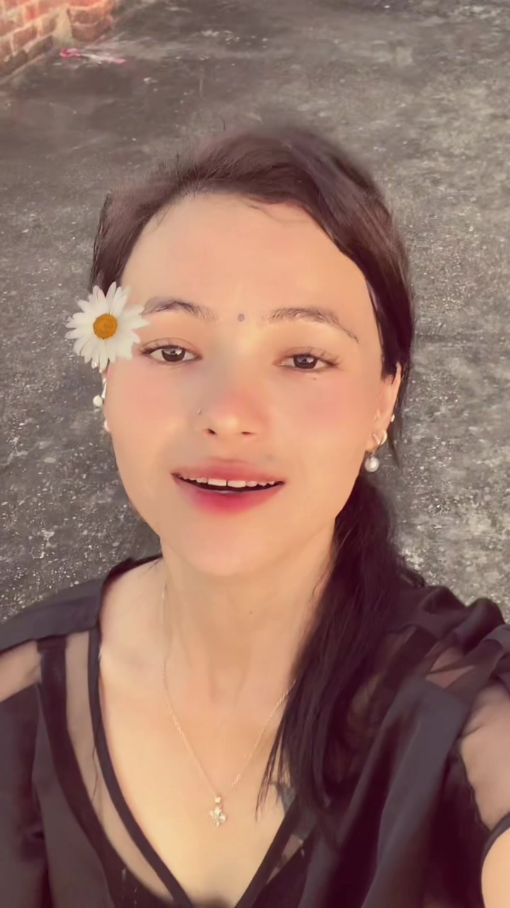 @सोभा शाही ठकुरी 🦋