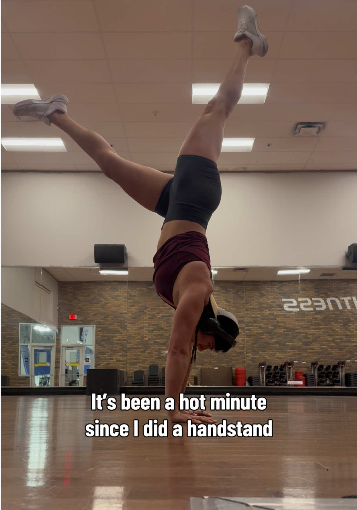@Fit Mama | Pull-up | Handstand