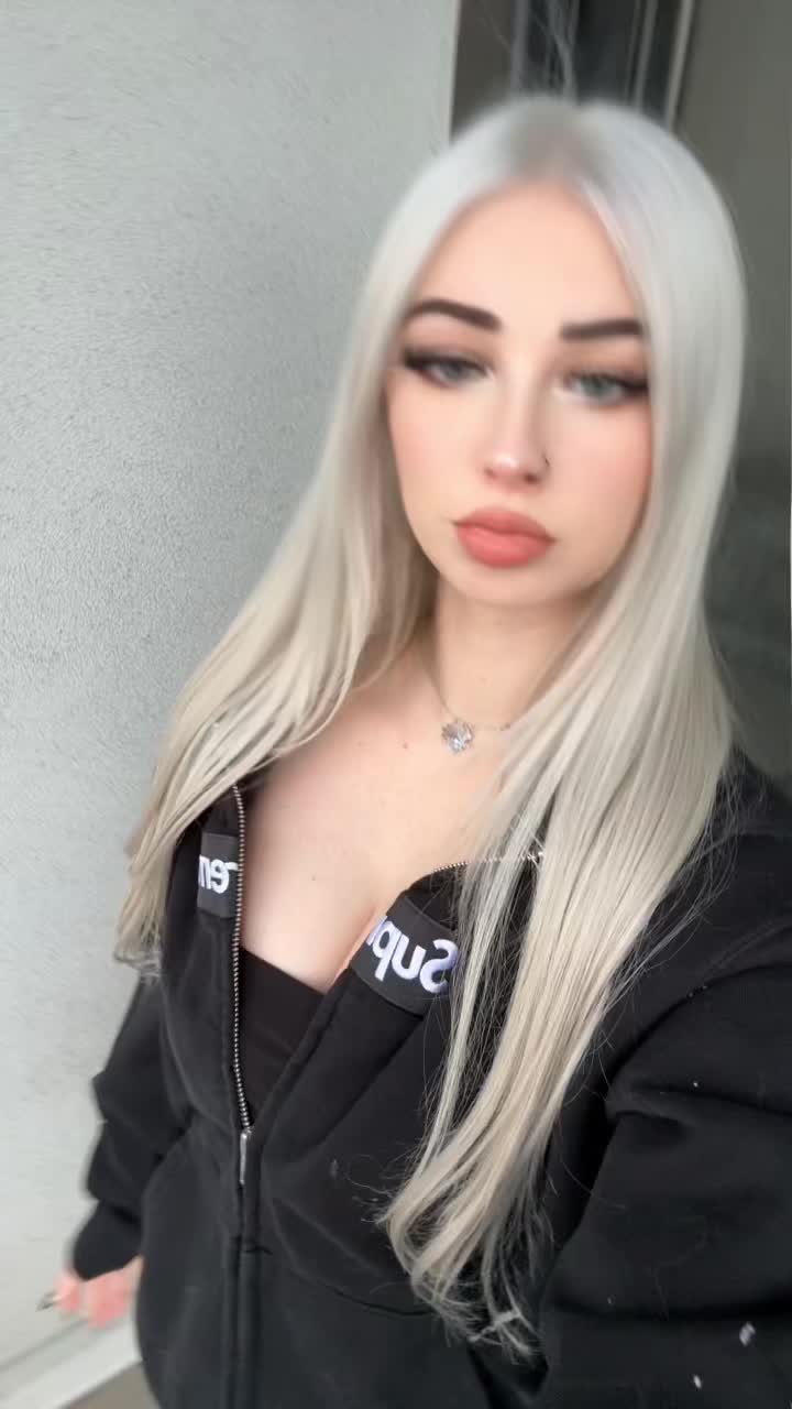 @sydney 🦇