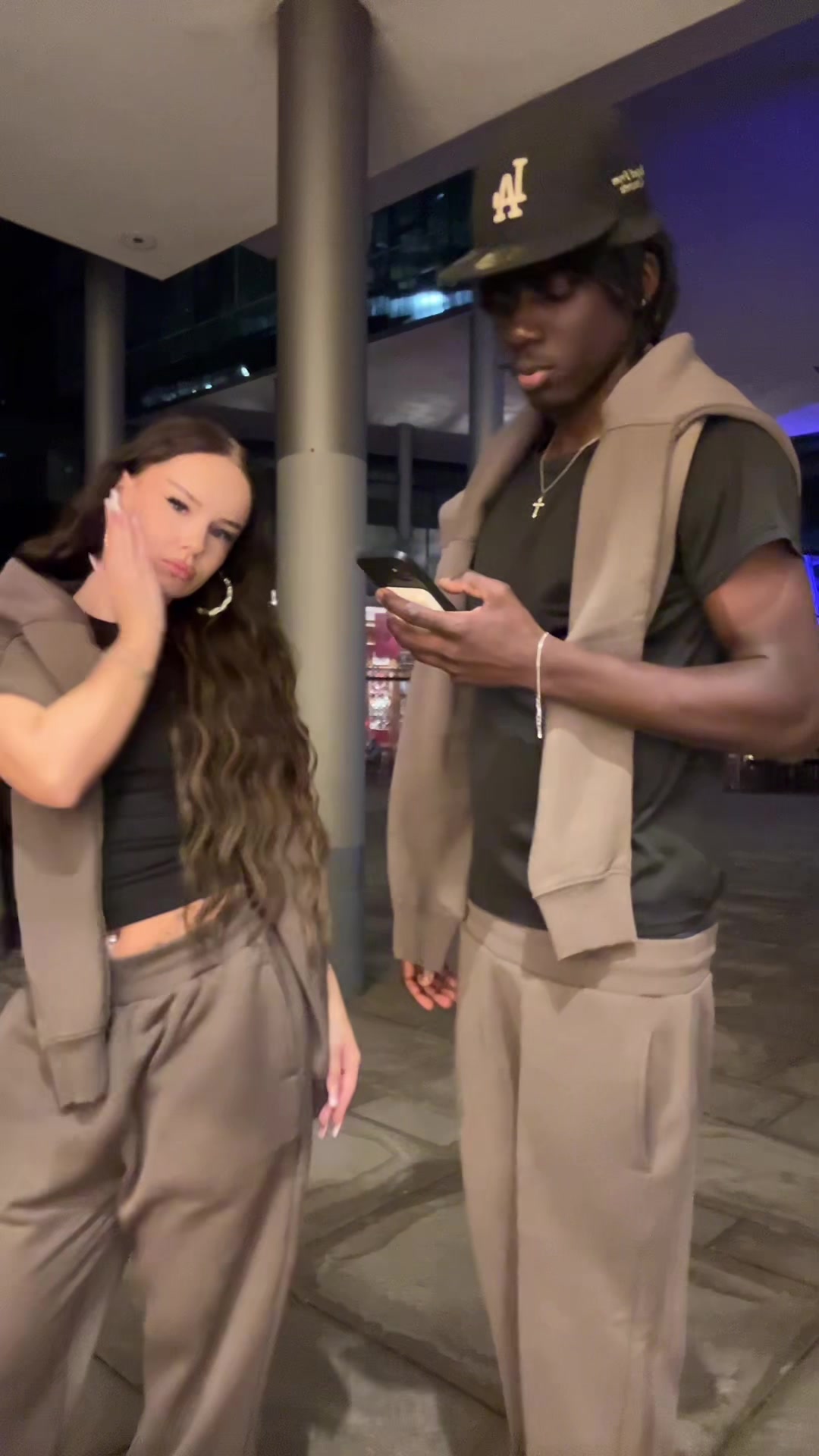 @gg