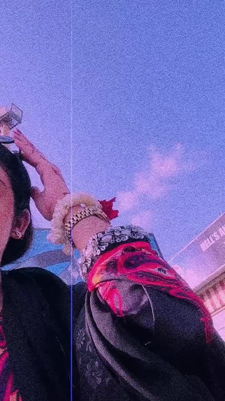 @,🫰💫💸