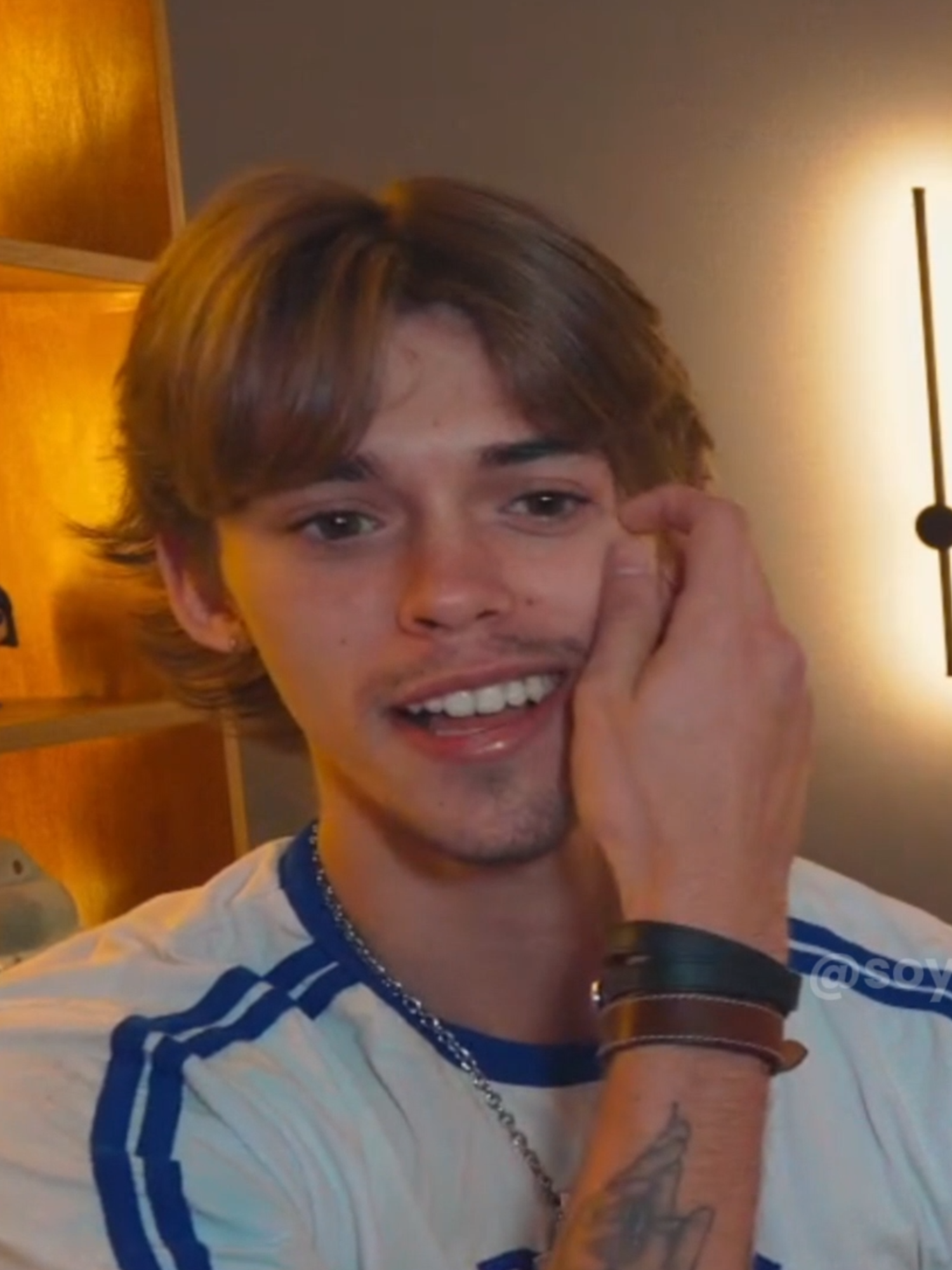 @𝐑𝐎𝐋𝐎 𝐋𝐎𝐏𝐄𝐙