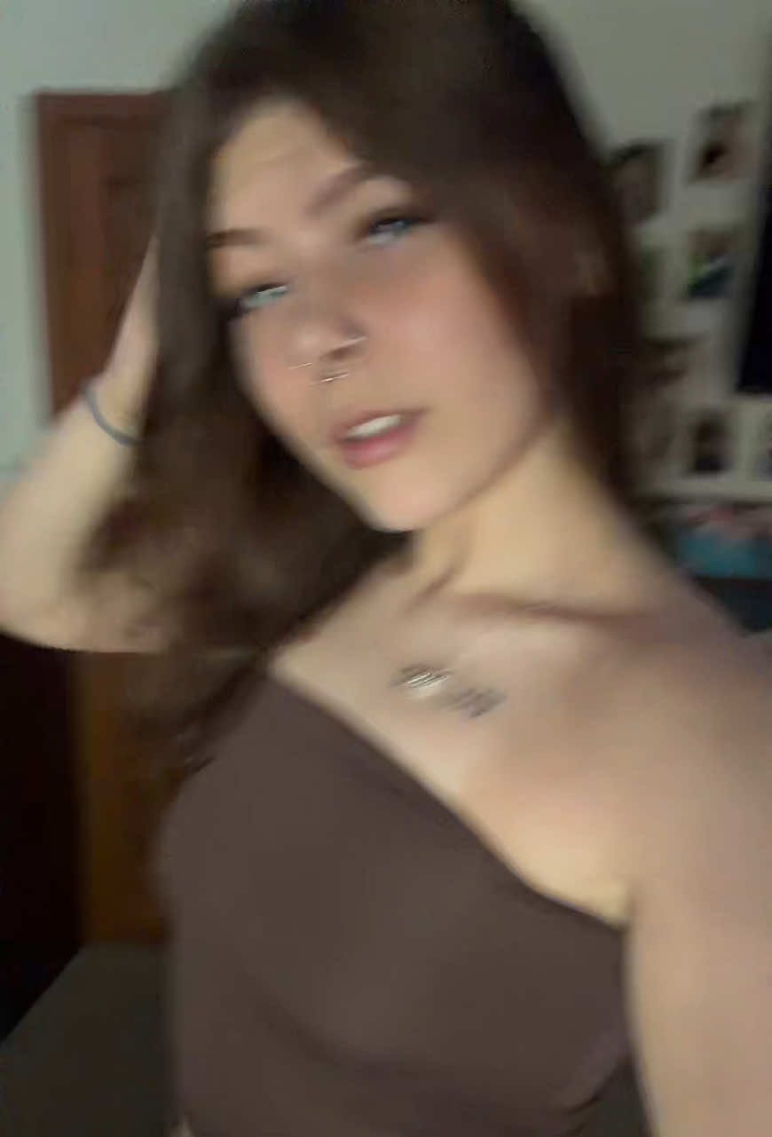 @..ellie..12
